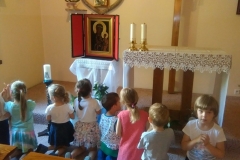 Modlitwa przedszkolaków przed Obrazem